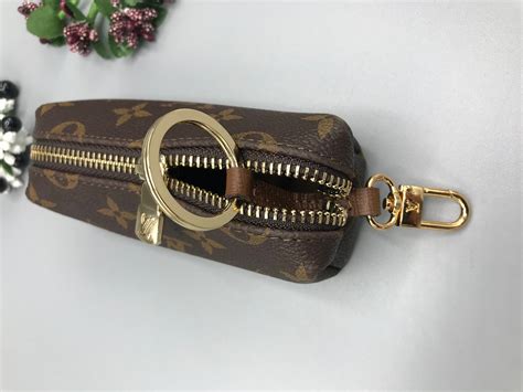 louis vuitton key holder cheap|Louis Vuitton coin keychain.